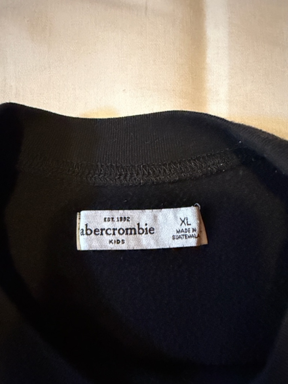 Abercrombie &‎ Fitch Crewneck Sweatshirt - Picture 3 of 7